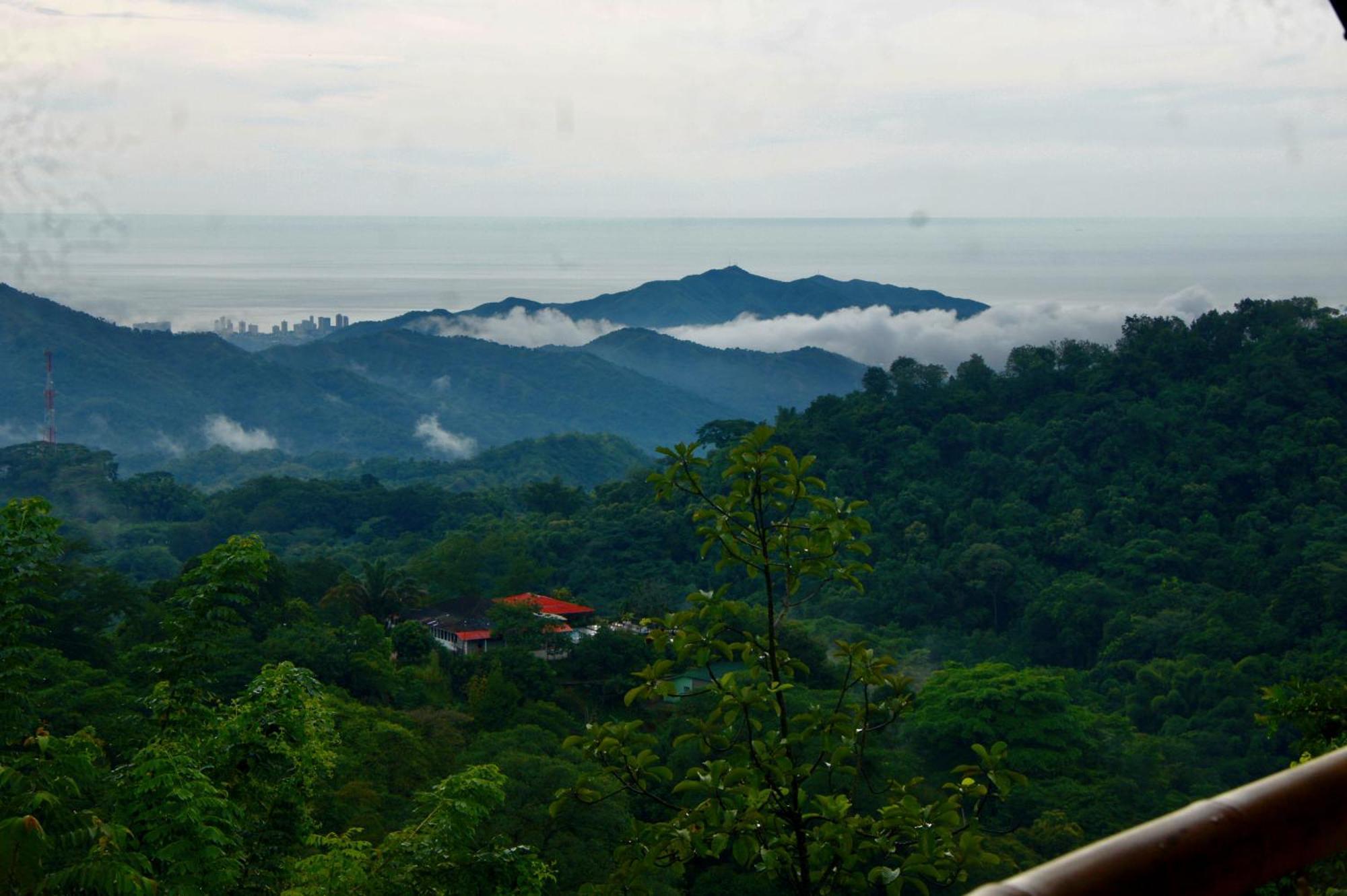 Hostal Vista Verde มินกา ภายนอก รูปภาพ